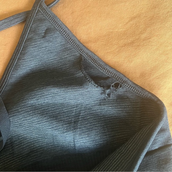 Lululemon Sports Bra. - Picture 5 of 5